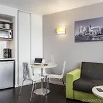Adagio Access Reuilly Апарт-отель Париж