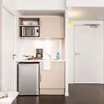 Adagio Access Reuilly 3* Париж