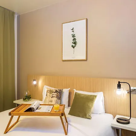 Adagio Access Reuilly