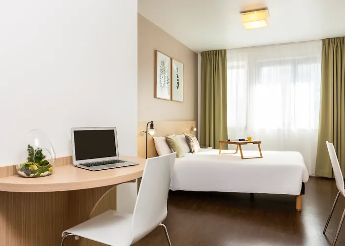 Aparthotel Adagio Access Reuilly 3*